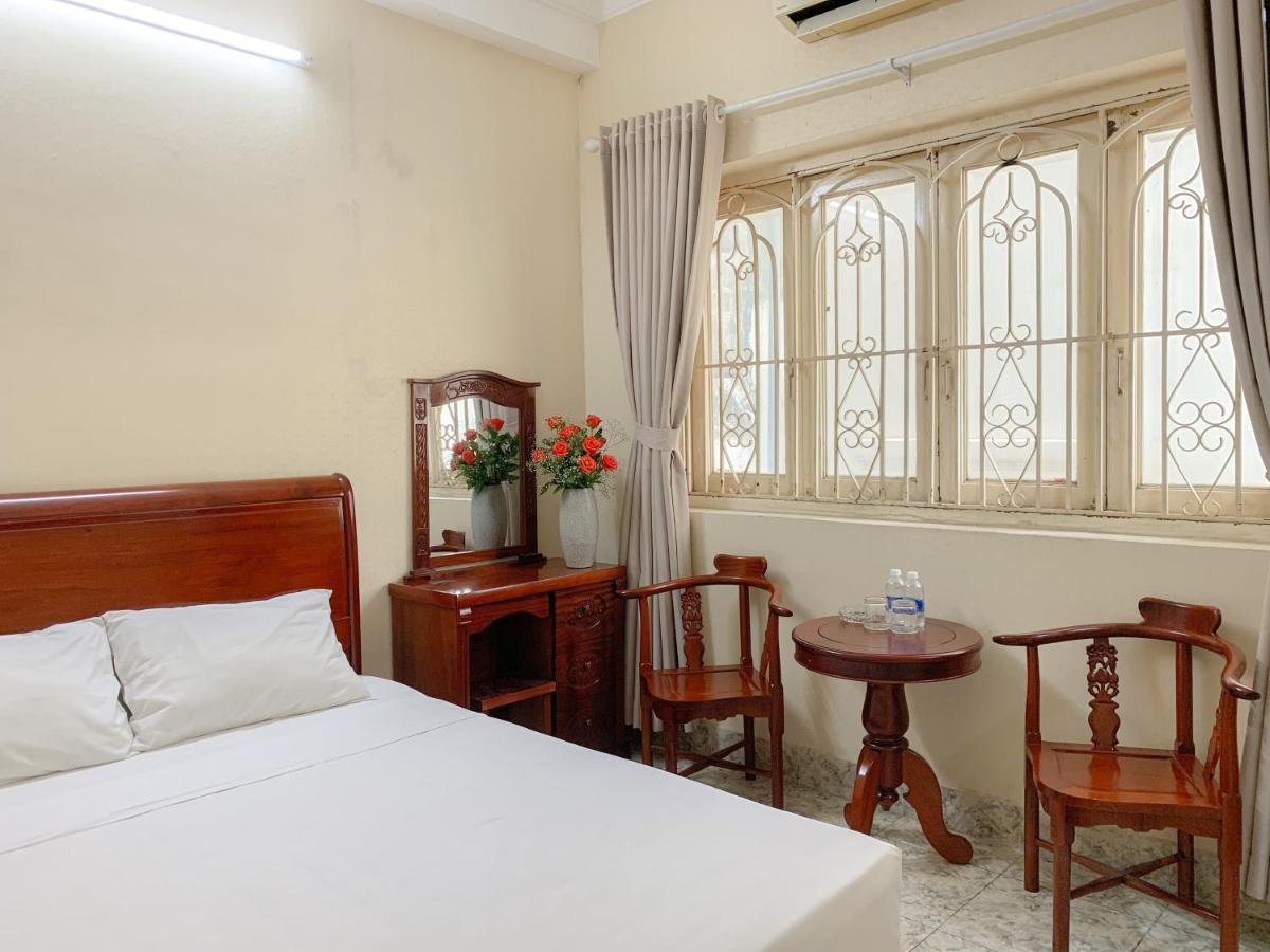 Red Sun Airport Saigon Hotel Ho Chi Minh City Exterior photo