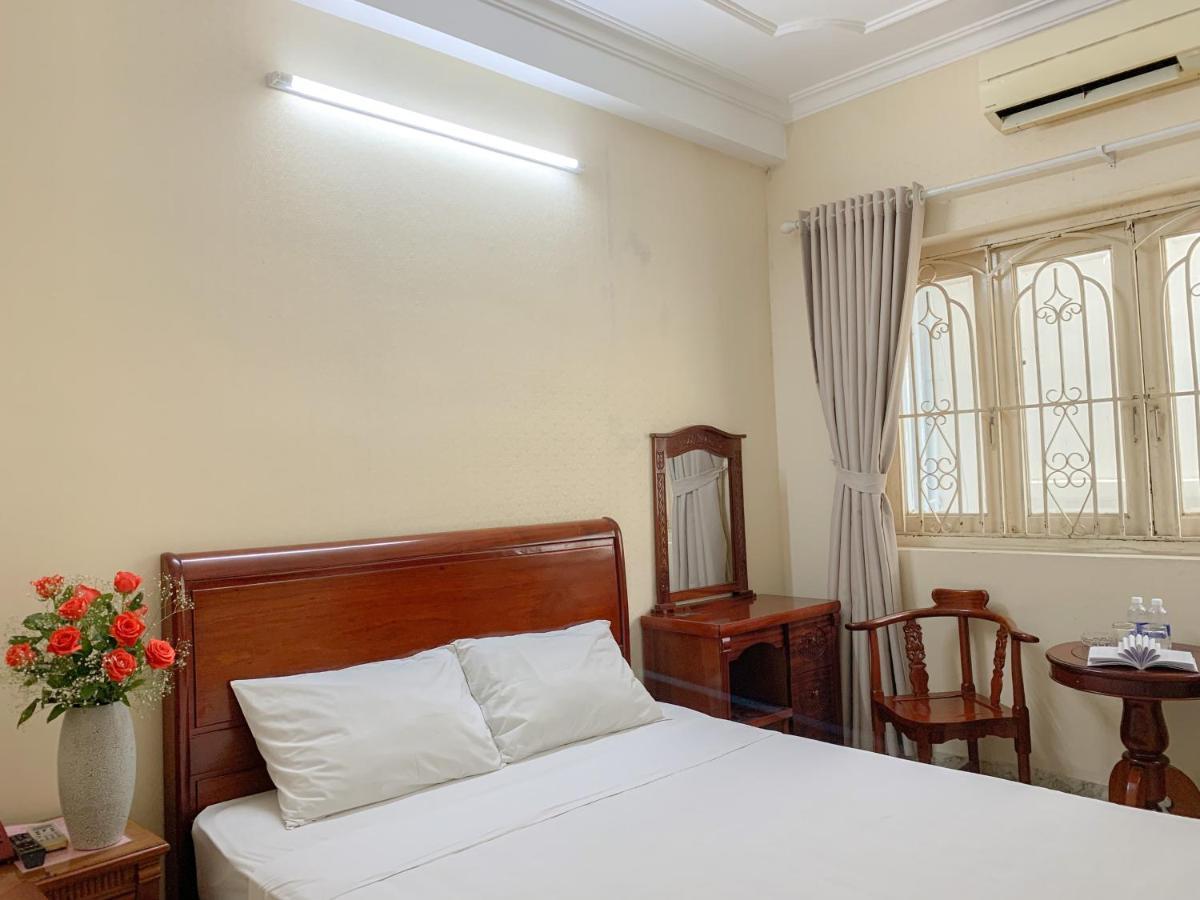 Red Sun Airport Saigon Hotel Ho Chi Minh City Exterior photo
