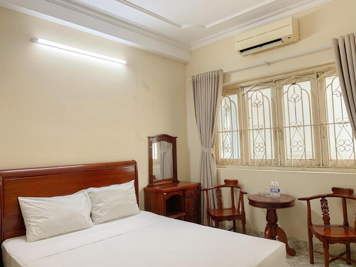 Red Sun Airport Saigon Hotel Ho Chi Minh City Exterior photo