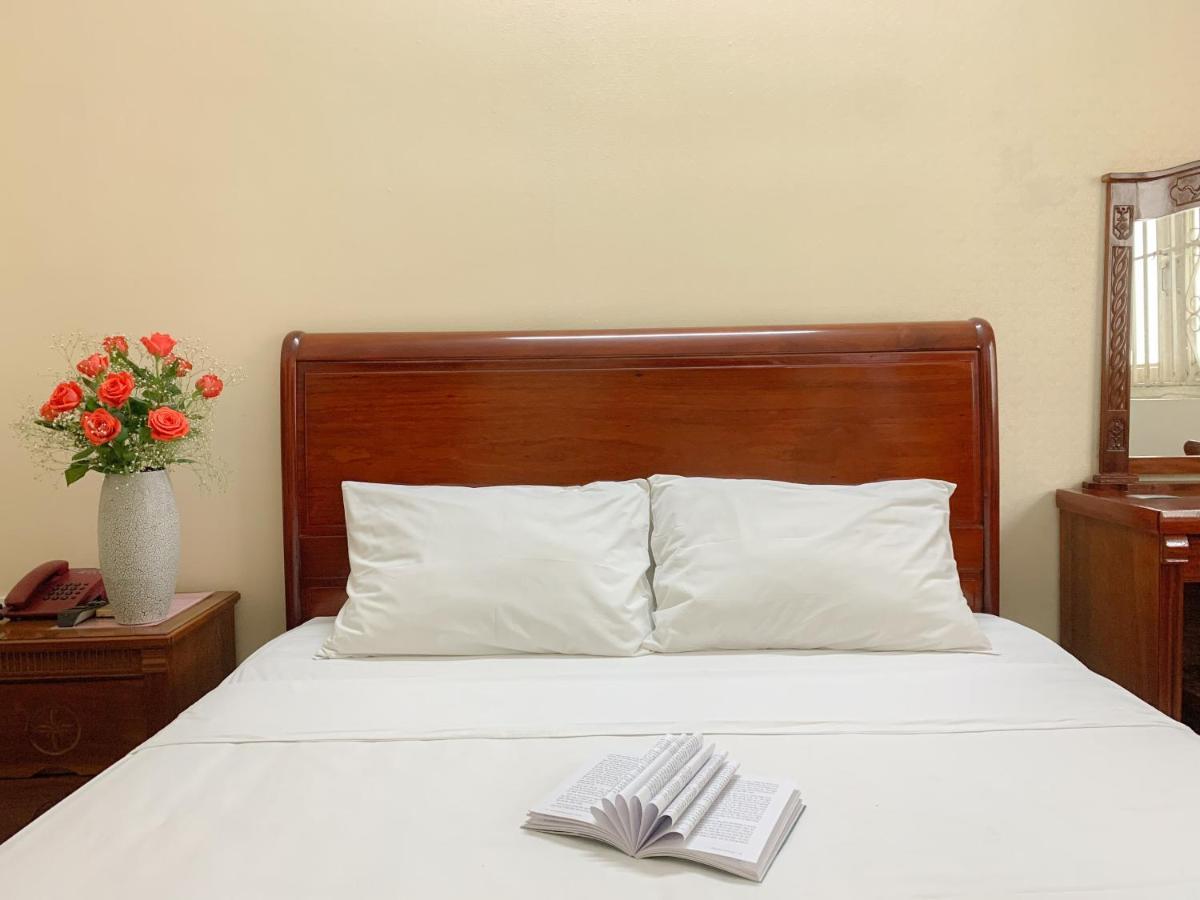 Red Sun Airport Saigon Hotel Ho Chi Minh City Exterior photo