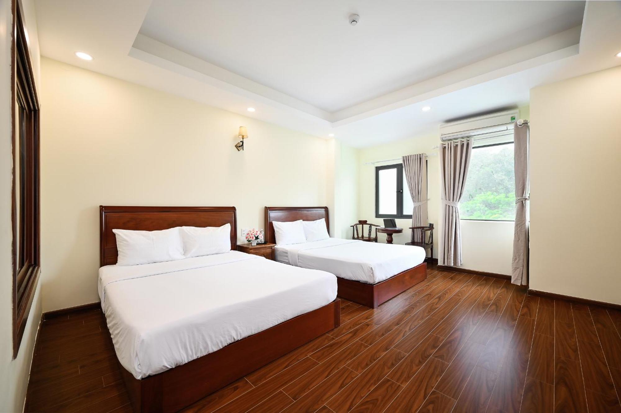 Red Sun Airport Saigon Hotel Ho Chi Minh City Exterior photo
