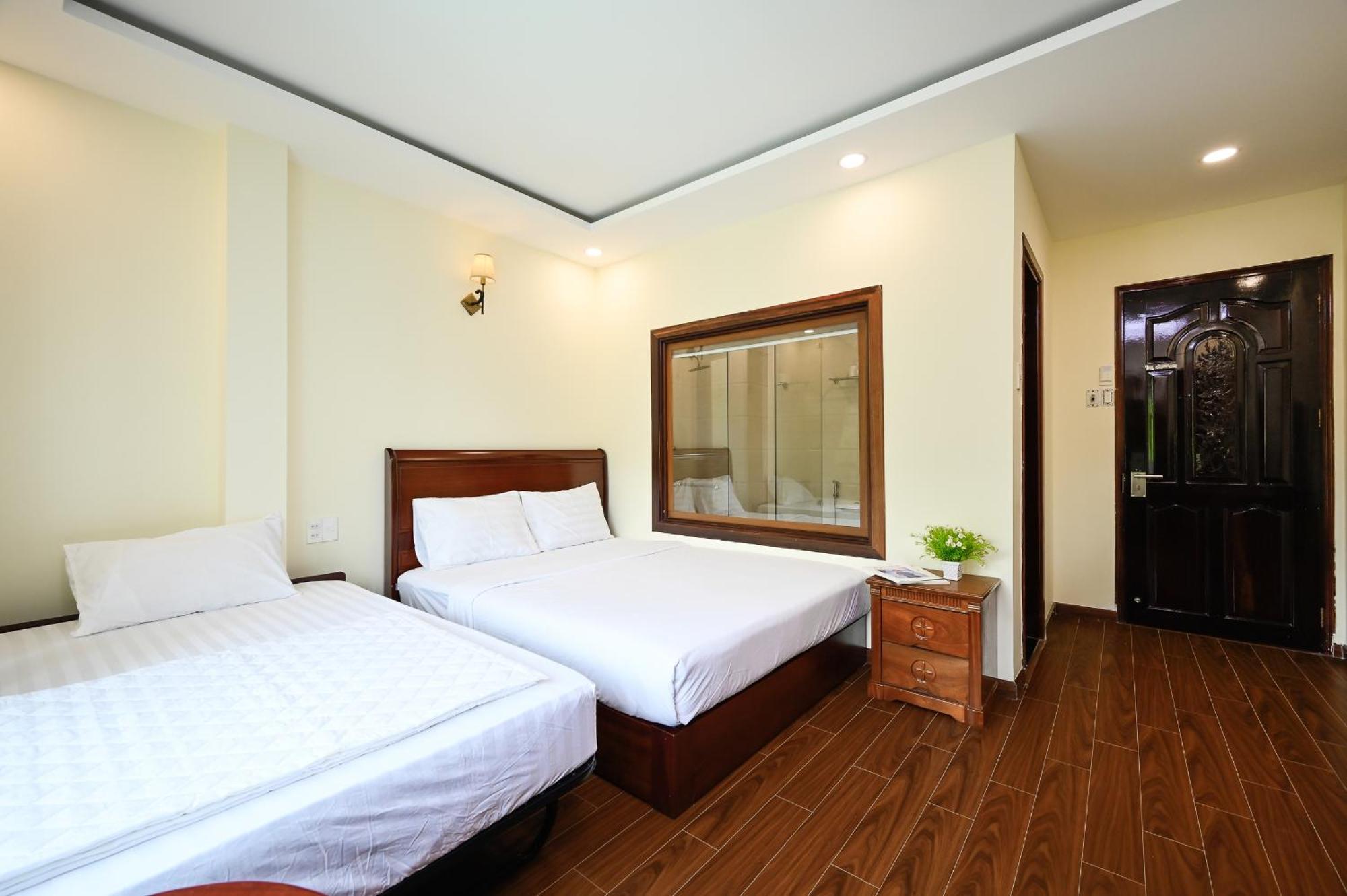 Red Sun Airport Saigon Hotel Ho Chi Minh City Exterior photo