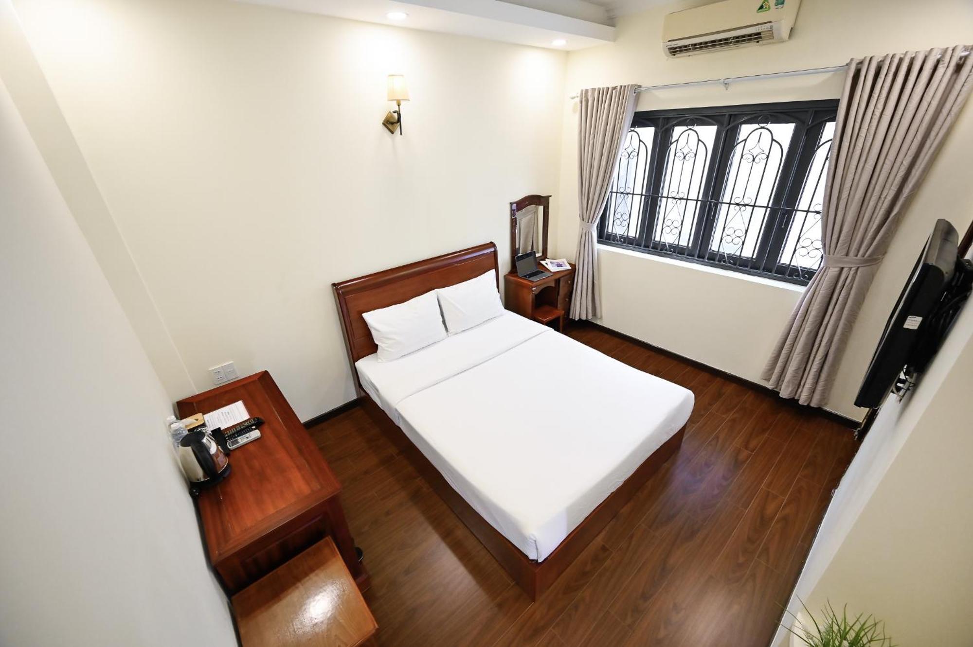 Red Sun Airport Saigon Hotel Ho Chi Minh City Exterior photo